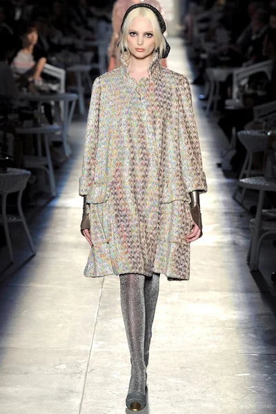 Look 26